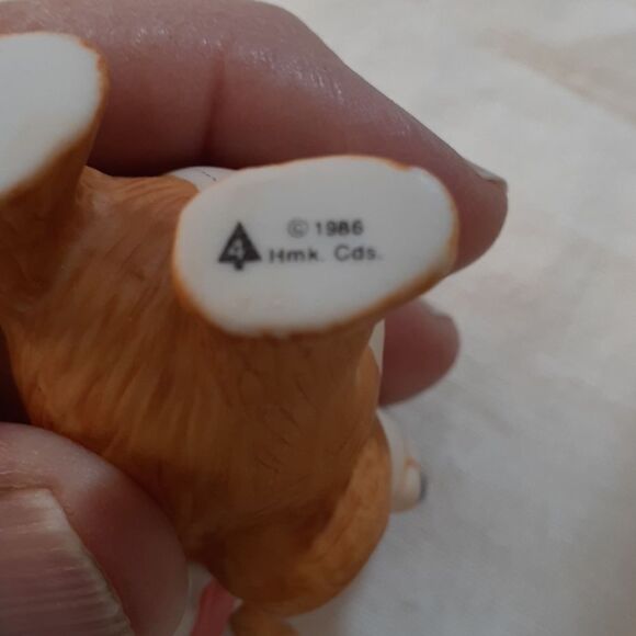 2 Hallmark Keepsake Cinnamon Bear ornaments - Picture 4 of 13